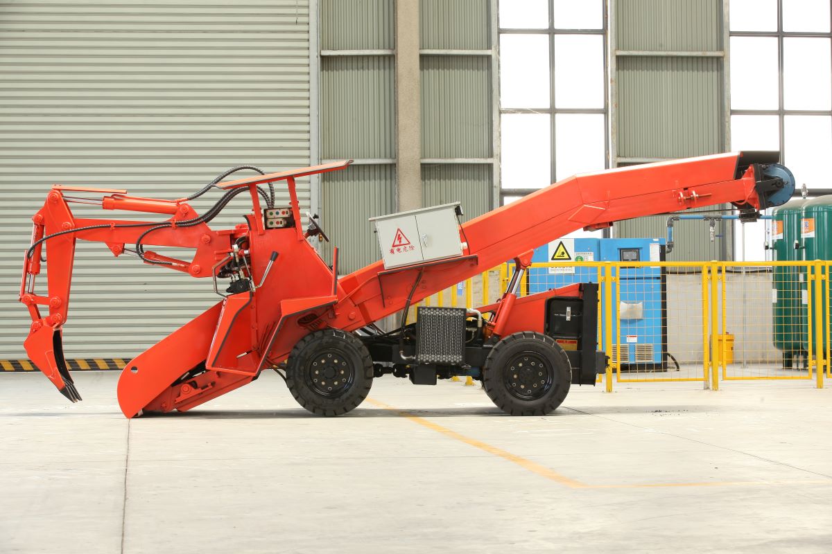 永力通皮帶式隧道扒渣機，出渣效率提升30%